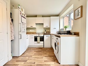 Kitchen Area- click for photo gallery
